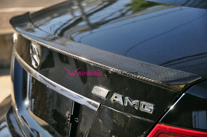 W204 - AMG style Carbon Trunk Spoiler 01